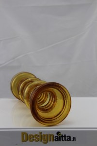 Tamara aladin, Aladinin, Kleopatra ,Carmen, Retro, Kääntömaljakko, Maljakko, Vaasi, Designaitta, Riihimäen, riihimäki, Taidelasi, Designlasi, Finnish art glass
