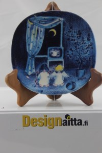 Arabia,Arabia,Seinätaulu,Anna meille enkeleitä, Designaitta,Von Wright,Heluna,Designaitta,Papukaijakannu,Retro,Vintage,