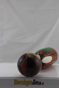 aarikka, Kupittaan savi, puunukke, Designaittaaarikan, varis, varikset,Punatulkku, Lintu,Birds, Toikka,Designaitta