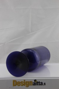 Nuutajärvi, Nuutajärven, Majakka, Toikka, Toikan, Lolli, Lollipop. Taidelasi, Designaitta, Annual cube, Iittala, Iittalan, Art Glass, Taidelasi, Designlasi, 藝術玻璃, 艺术玻璃,アートグラス,.陶器,,  陶器  芬兰,  设计,,  デザイン, デザイン倉庫,  设计仓库