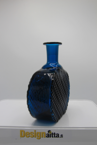 Nanny Still, Stillin,Designaitta, Skandinaviadesign, Riihimäen lasi, Riihimäki, Designaitta, Riihimaen, Riihimaki, Flindari,  pullo, botell, Taidelasi, Designlasi, Finnish art glass