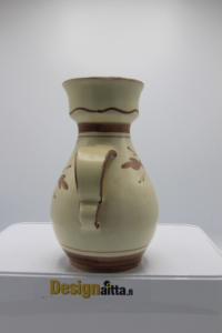 Kupittaan,Kupittaan savi,Viljomäkinen,mattija maija,figuuri,kannu,designaitta,seinäjoki,keramiikka,arabia