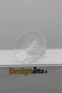 Tapio Wirkkala, Wirkkalan, Jäänsärö, Viivahiottu, Kanttarelli, Tokio, Jäävuori, Kristalli,, Designaitta, Skandinaviadesign,Iittala, Iittlan, Ovalis, Taidelasi, Designlasi, Designaitta,  Finnish art glass, Jäävuori, Kristalli, viivahiottu