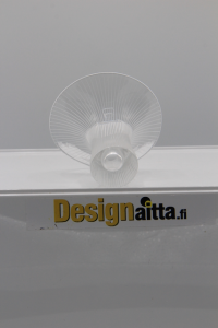 Tapio Wirkkala, Wirkkalan, Jäänsärö, Viivahiottu, Kanttarelli, Tokio, Jäävuori, Kristalli,, Designaitta, Skandinaviadesign,Iittala, Iittlan, Ovalis, Taidelasi, Designlasi, Designaitta,  Finnish art glass, Jäävuori, Kristalli, viivahiottu