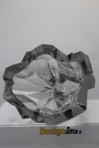 Tapio Wirkkala, Wirkkalan, Jäänsärö, Viivahiottu, Kanttarelli, Tokio, Jäävuori, Kristalli,, Designaitta, Skandinaviadesign,Iittala, Iittlan, Ovalis, Taidelasi, Designlasi, Designaitta,  Finnish art glass, Jäävuori, Kristalli, viivahiottu