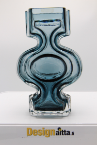 Tynell, Tynelin, aurinkopullo, emma, ahkeraliisa, Designaitta, Skandinaviadesign, Artglass, Maljakko, aitanlukko, kaappikello, piironki, maljakko, Riihimäen lasi, Riihimäki, Riihimaen, Riihimaen, Finnishs art glass, Taidelasi, Designlasi, Maljakko